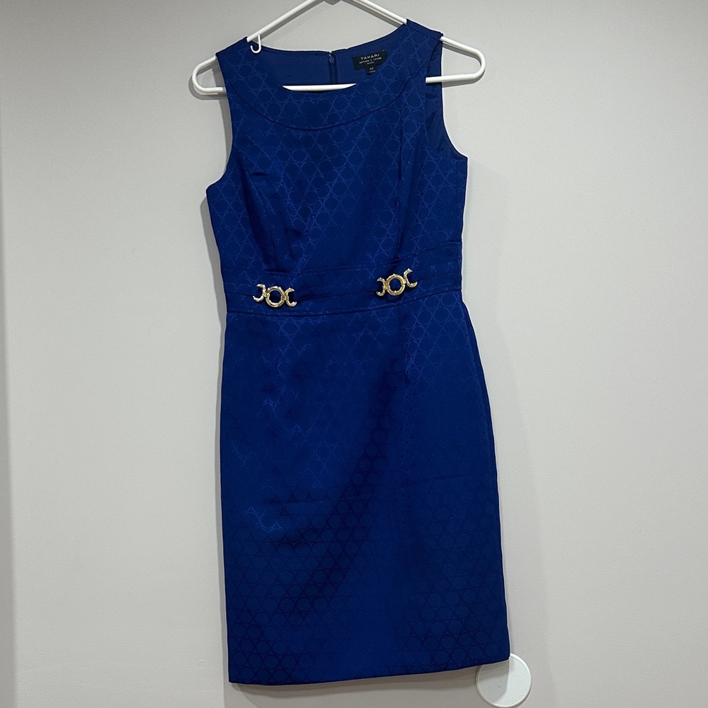 Tahari Elegant Blue Dot Design Dress